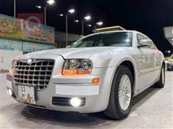 کرایسلەر 300